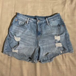 Denizen by Levi’s High Waisted Shorts